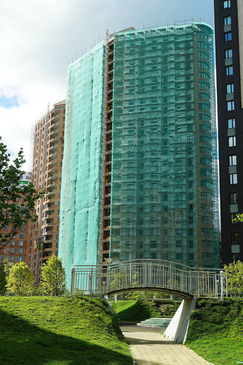 ЖК "Wellton Park Новая Сходня" + Крост Недвижимость + novostroyrf.ru ЖК "Wellton Park Новая Сходня"